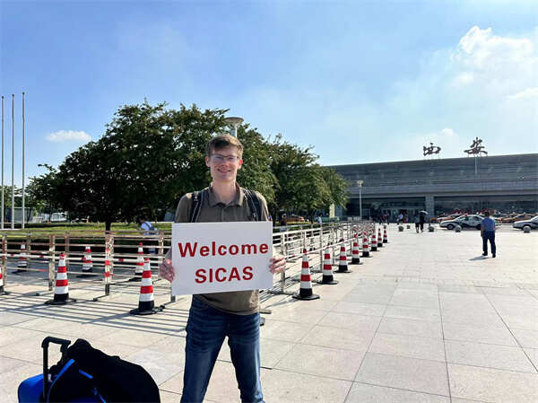 Welcome Germany student to Xi`an, China!