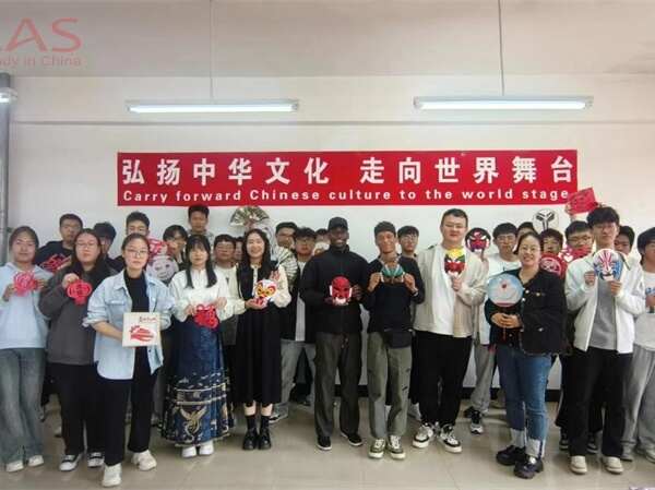 SICAS Students in Shenyang University of Technology China Participate in  Culture Exchange Activities 