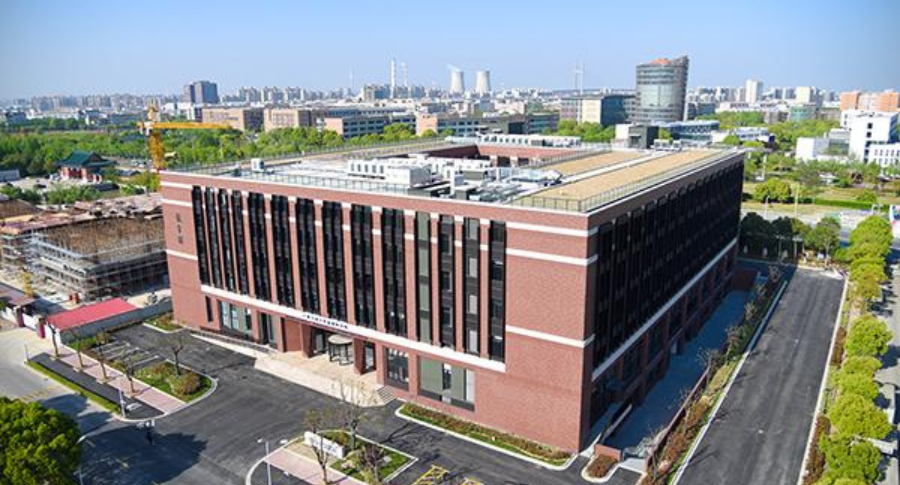 Shanghai Jiao Tong University Engineering Cluster Program in English